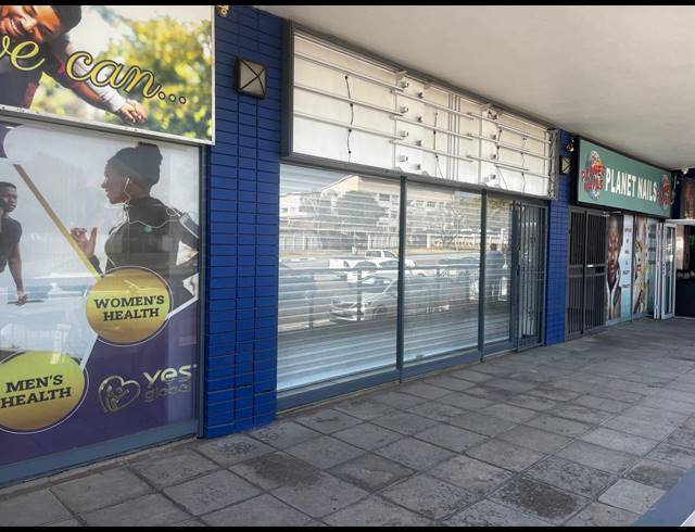 88M² RETAIL TO LET IN CORLETT GARDENS